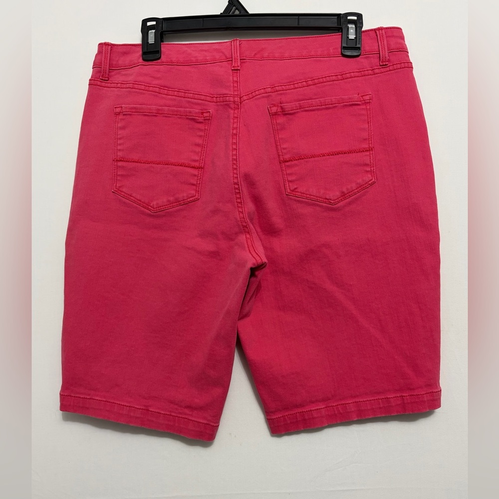 Nine West Jeans Gramercy Pink Bermuda Shorts women’s Size 12 Stretch(A334) - Picture 6 of 11